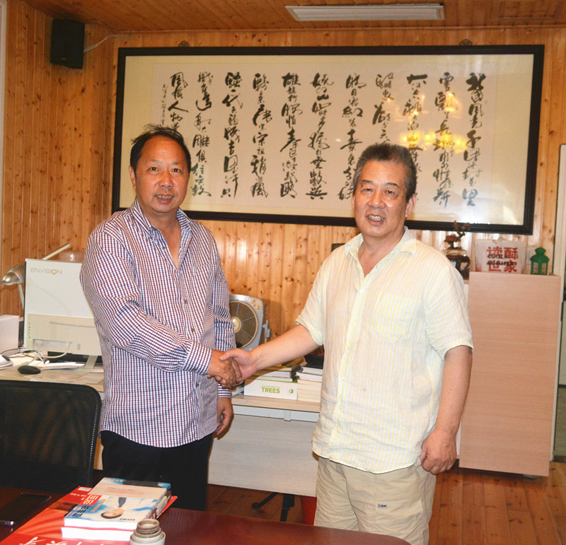 為了讓老百姓過上好日子：村書記汪海浪傾其所有精力